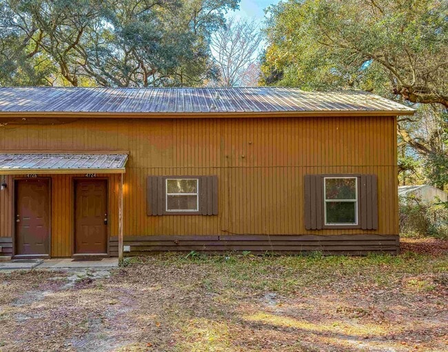 property at 4724 Cobblestone Ln