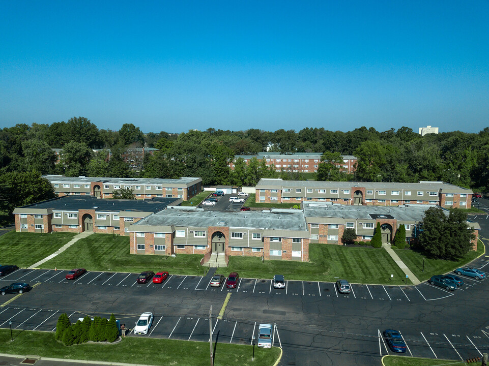 Aspen Falls Apartments in Fairless Hills, PA - Building Photo