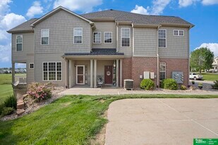 14008 Tregaron Ridge Ave in Bellevue, NE - Building Photo