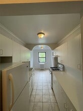 10 Wright Pl in Scarsdale, NY - Building Photo - Building Photo
