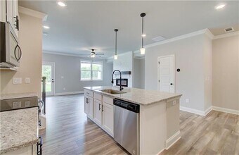 4645 Cypress Landing Wy in Gainesville, GA - Building Photo - Building Photo
