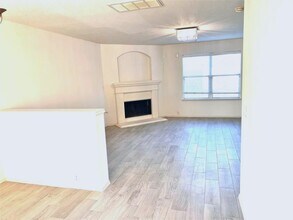 10219 Sugarbridge Trail in Sugar Land, TX - Building Photo - Building Photo