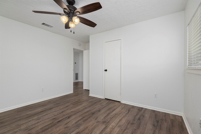 property at 30 Berryfrost Ln