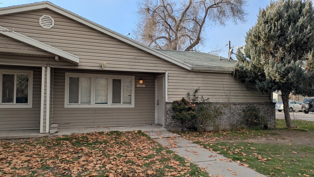 956 S 1100 W in Salt Lake City, UT - Building Photo