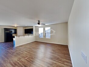 1241 Riverbirch Way in Hermitage, TN - Foto de edificio - Building Photo