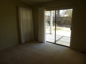 3246 Greenacre Dr in Santa Maria, CA - Building Photo - Building Photo