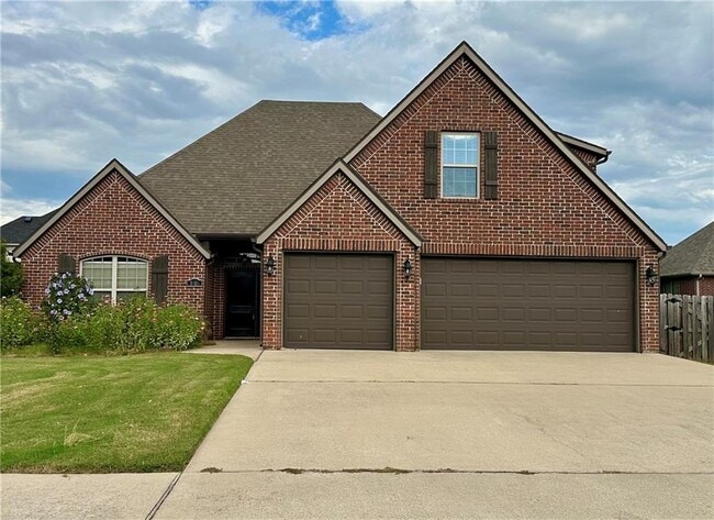 3909 SW Stonefield St in Bentonville, AR - Building Photo - Building Photo