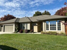 8470 W Donnybrook Dr in Boise, ID - Building Photo