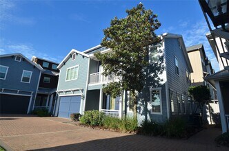 8610 Ashland Way in Houston, TX - Building Photo - Building Photo