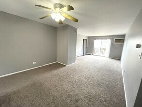 535 Brookside Dr in Westmont, IL - Building Photo - Building Photo
