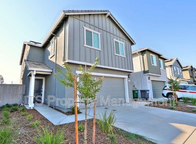 property at 2104 Shady Tree Cir