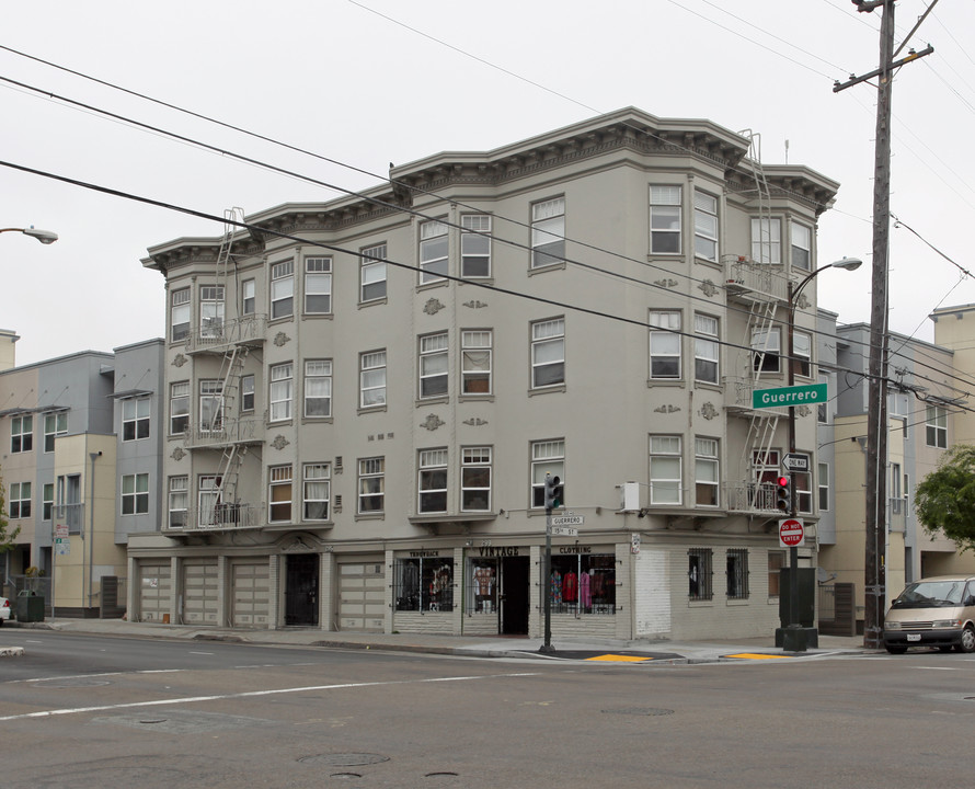 295 Guerrero St in San Francisco, CA - Foto de edificio