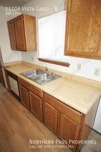 11108 Vista Lago Pl-Unit -B in El Paso, TX - Building Photo - Building Photo