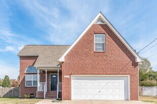 1422 Huddersfield Dr in Smyrna, TN - Building Photo