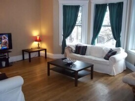 13 Euston St in Brookline, MA - Building Photo