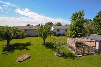 2706 62nd St NW in Rochester, MN - Building Photo - Building Photo
