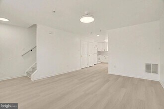 14805 Strawberry Ln in Burtonsville, MD - Building Photo - Building Photo