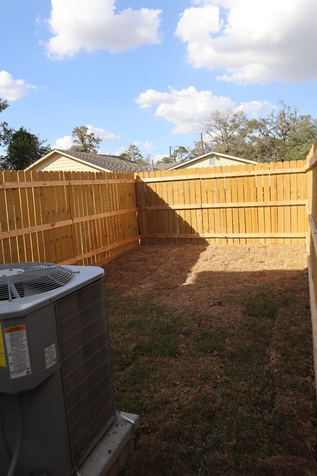 5719 Polly St in Houston, TX - Building Photo - Building Photo