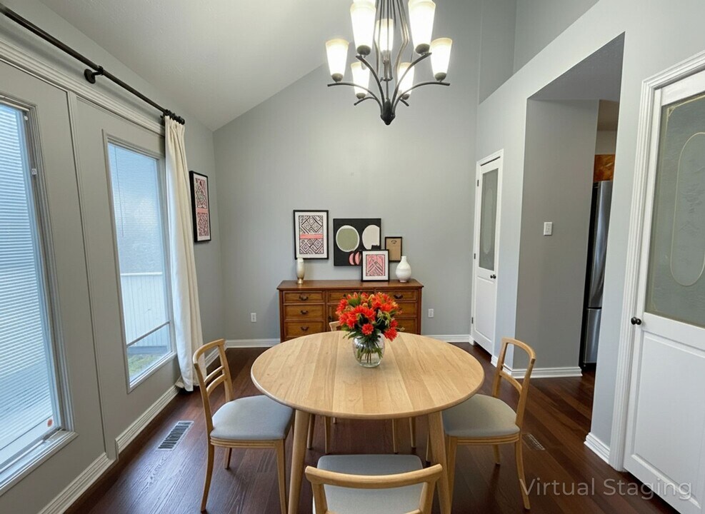 237 Devonshire Dr in Branson, MO - Building Photo