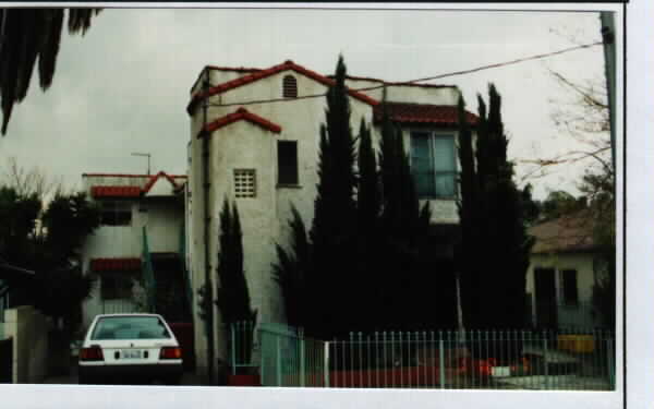 204-208 1/2 N. Alvarado S in Los Angeles, CA - Building Photo