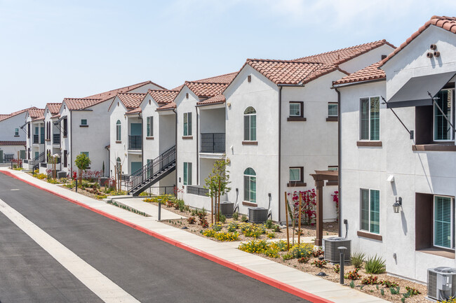 The Charlie Perris in Perris, CA - Building Photo - Building Photo