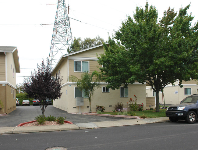 Rinconada Court Apartments