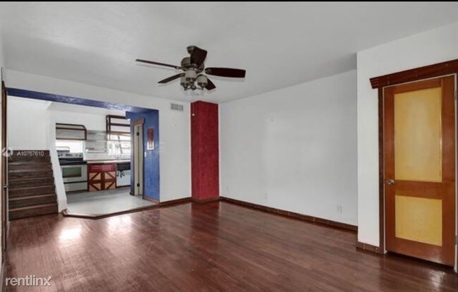 1614 Jefferson Ave in Miami Beach, FL - Building Photo - Building Photo