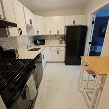 10850 Green Mountain Cir in Columbia, MD - Foto de edificio - Building Photo