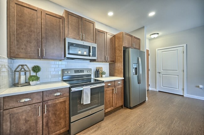 CenterPointe Apartments