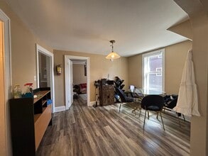 255 Argyle St in Fredericton, NB - Building Photo - Building Photo