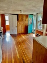 37 Castle St in East Greenwich, RI - Building Photo - Building Photo