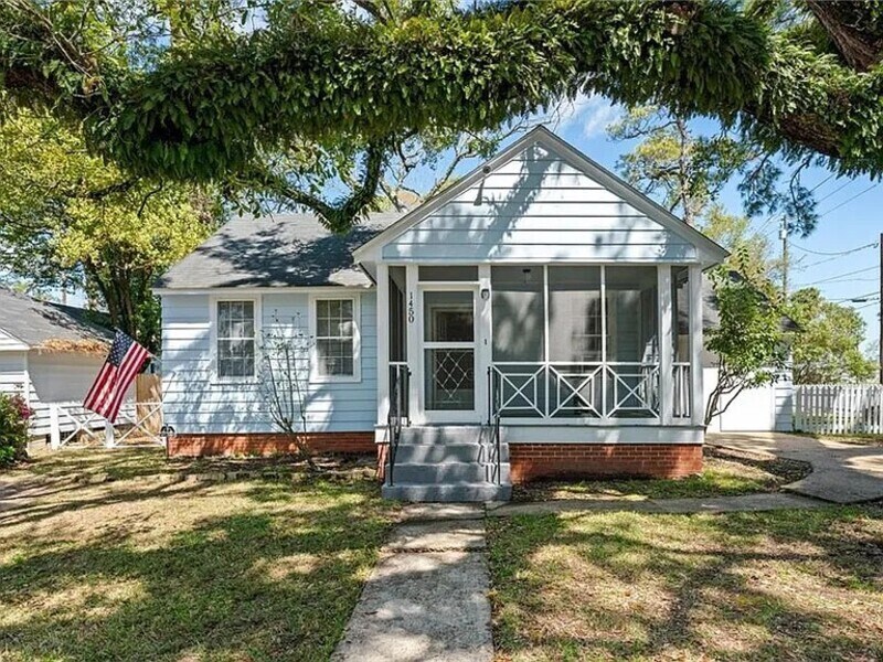 1450 McArthur St in Mobile, AL - Building Photo