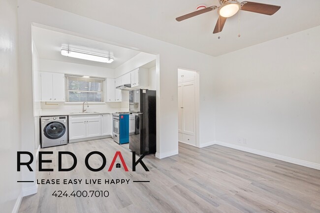 2437 S Centinela Ave in Santa Monica, CA - Building Photo - Building Photo