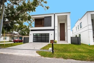 3010 W Trilby Ave in Tampa, FL - Building Photo - Building Photo