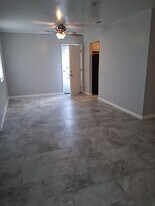 8020 Haney Dr, Unit Demetria in New Orleans, LA - Building Photo