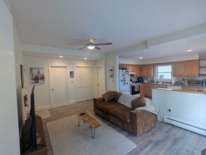 88 N Prospect St, Unit 88B in Burlington, VT - Building Photo - Building Photo