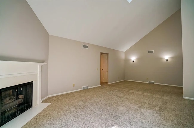 property at 11 Gray Birch Trl