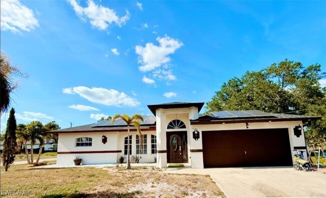 property at 5330 Belrose St