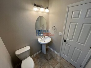 572 Gallegos Cir in Erie, CO - Building Photo - Building Photo