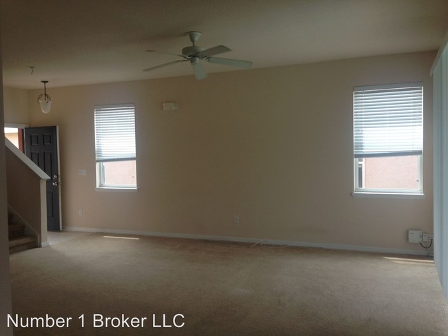 1893 Royal Ridge Dr in Davenport, FL - Building Photo - Building Photo