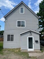 134 Fisher St in Marquette, MI - Building Photo