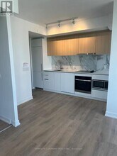 1100 Sheppard Ave W in Toronto, ON - Building Photo - Building Photo