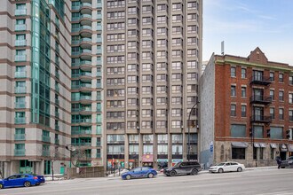The 2250 Guy Apartments in Montréal, QC - Building Photo - Building Photo