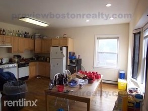 66 Englewood Ave-Unit -APT# 2 in Boston, MA - Foto de edificio - Building Photo