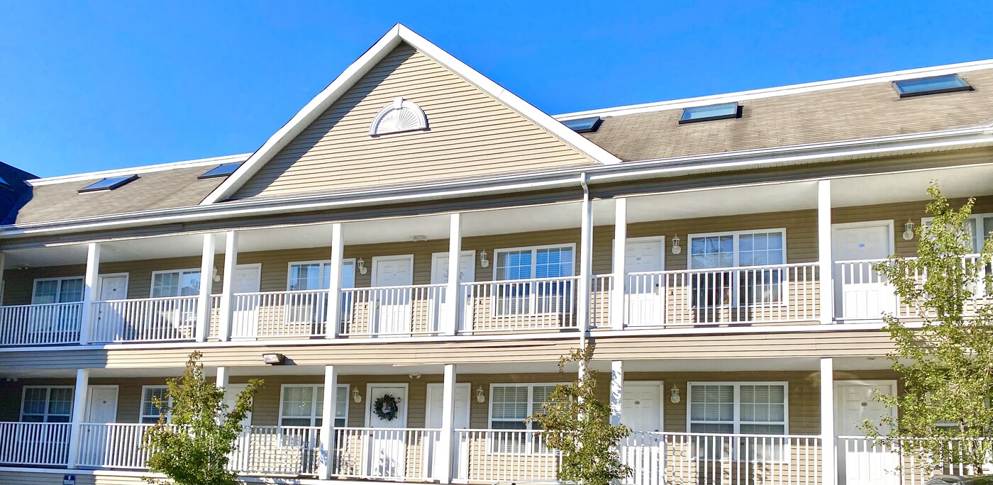 Stamford Commons in Stamford, CT - Foto de edificio