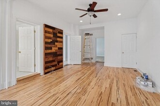 448 Roxborough Ave in Philadelphia, PA - Building Photo - Building Photo