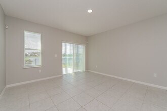 2292 Canyon Breeze Ave in Kissimmee, FL - Building Photo - Building Photo