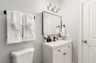 61 E Moler St in Columbus, OH - Building Photo - Building Photo