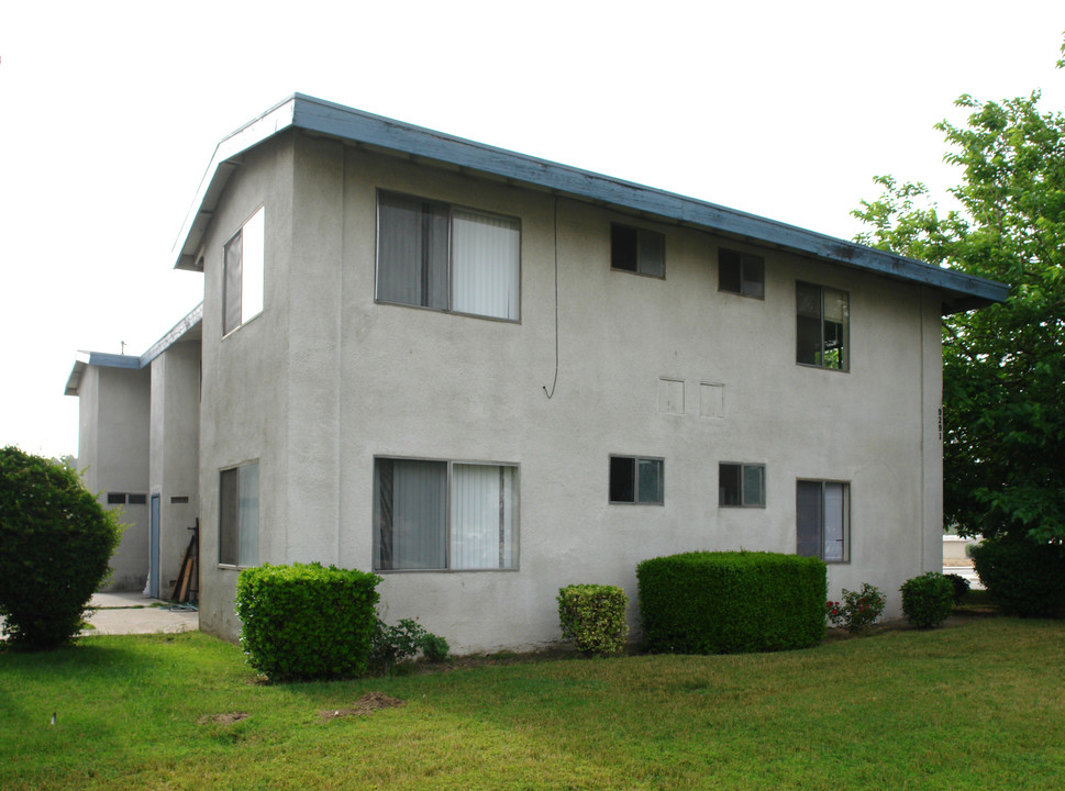 9291 Wheeler Ct in Fontana, CA - Building Photo