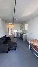 542 SW 3rd St in Miami, FL - Building Photo - Building Photo